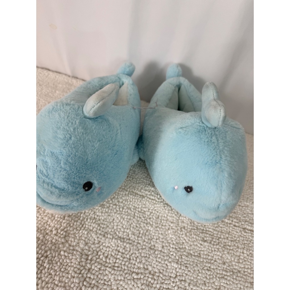 Cat & Jack Kids XL Whale Plush Slippers Blue Size 6-7‎ New w/ Tags Cute